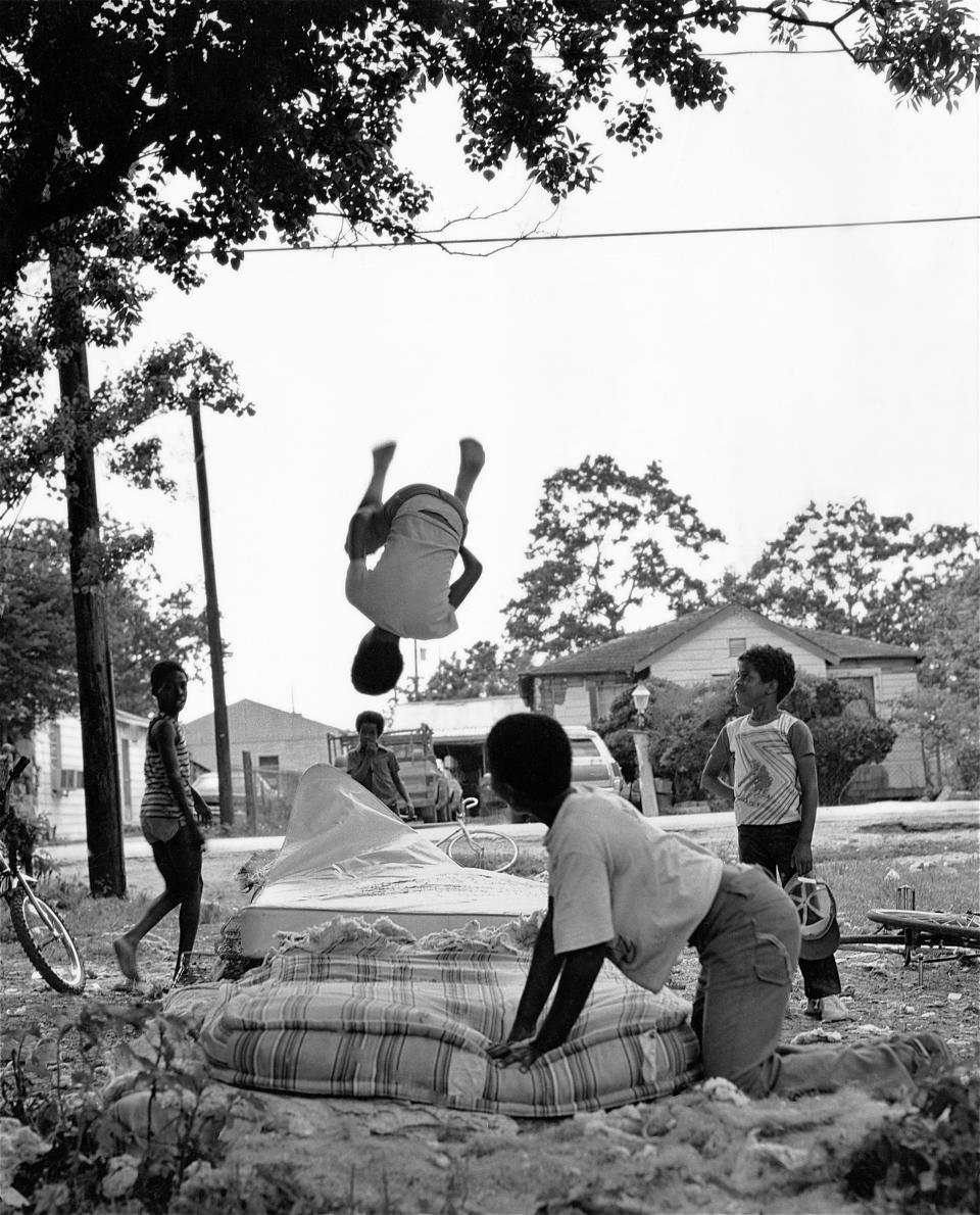 Bouncing Boys (1981). “The yard becomes an extension of the house when it’s hot out,” Earlie says. “In the inner city, people learn how to improvise to live and survive.” | Earlie Hudnall Jr.