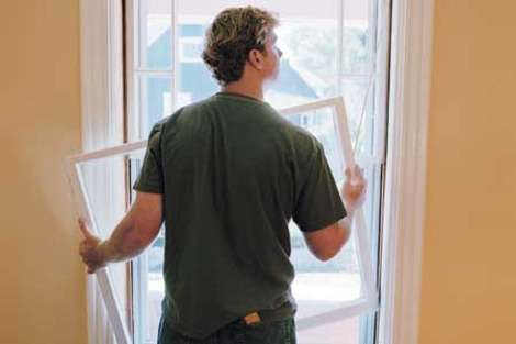 TOH Host Kevin O'Connor shows you how to draftproof old-house windows 