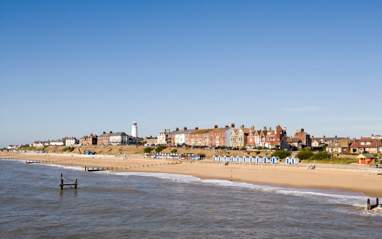 Southwold, one of 65 Blue Flag beaches in England - Richard_Laurence