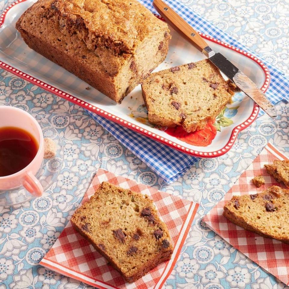 zucchini bread with chocolate chips