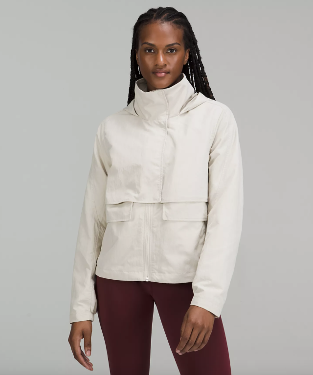 Kelly the Culinarian: More Details on the Costco Lululemon Knock Off Jacket