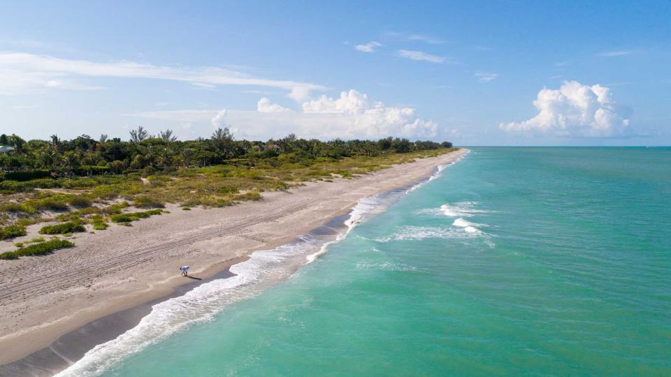 A long stretch of beach at Captiva Island, Florida