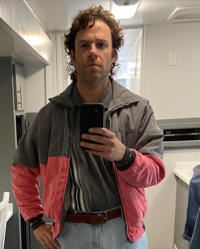 A mirror selfie of Seth Rogen in character as Rand Gauthier in the upcoming Hulu series Pam and Tommy