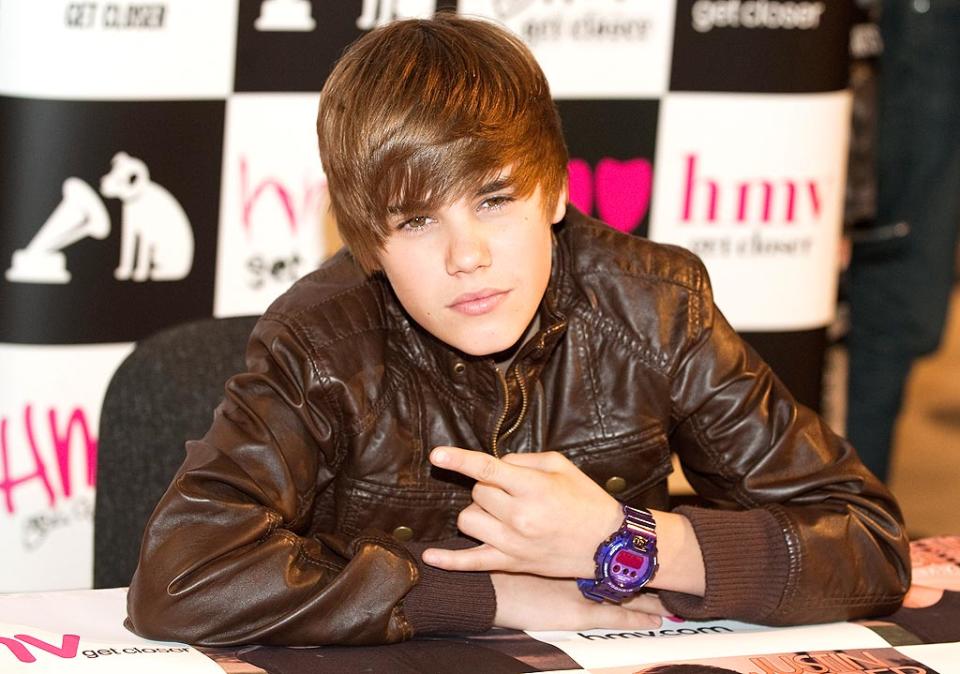 Beiber Justin Album Signing