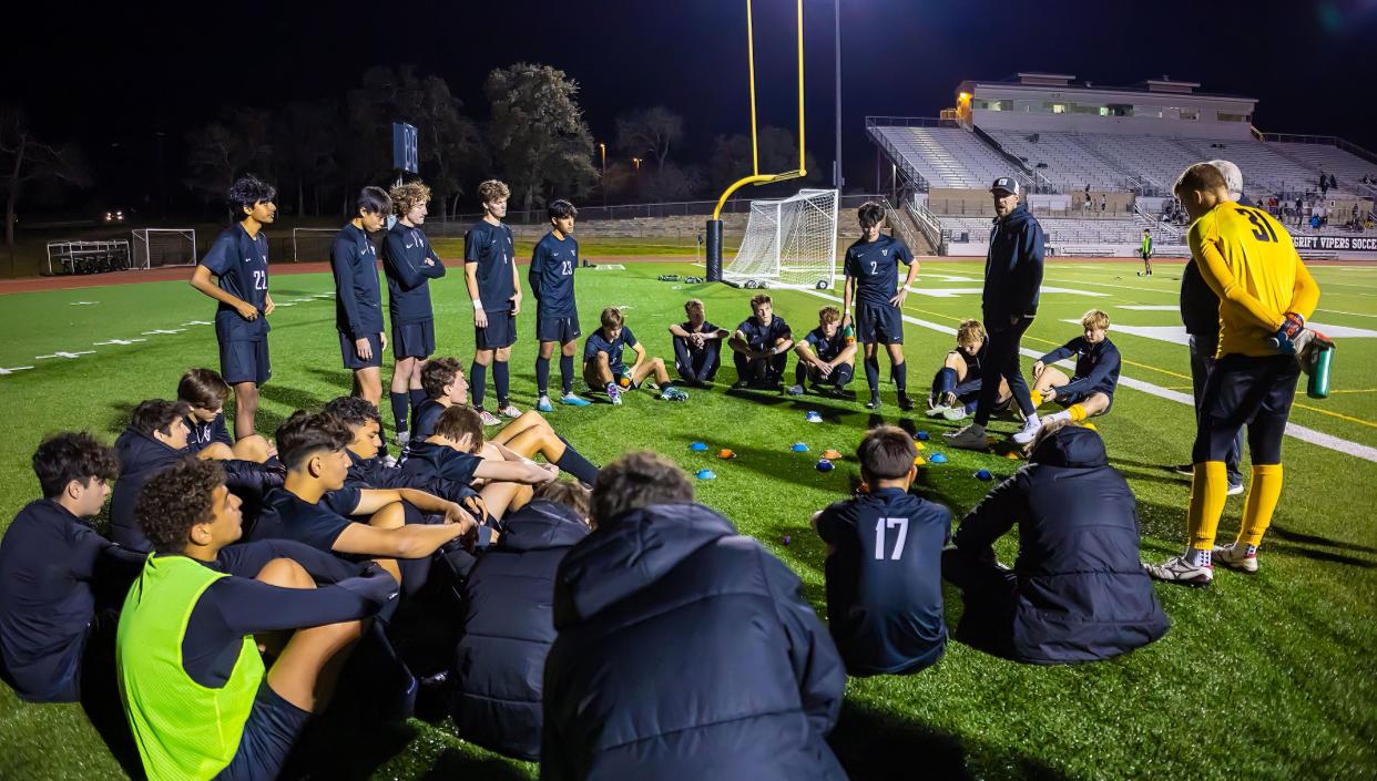 Vandegrift head coach Jonathan Winship talks to his team during halftime of their District 25-6A match against Round Rock. The Vipers had outscored playoff opponents 13-1 in five wins, but were shut out in Friday's Class 6A state semifinals 2-0 by Flower Mound.