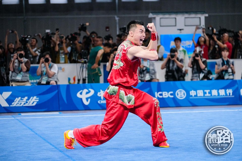 男子南拳金牌由中國曹茂園奪得。