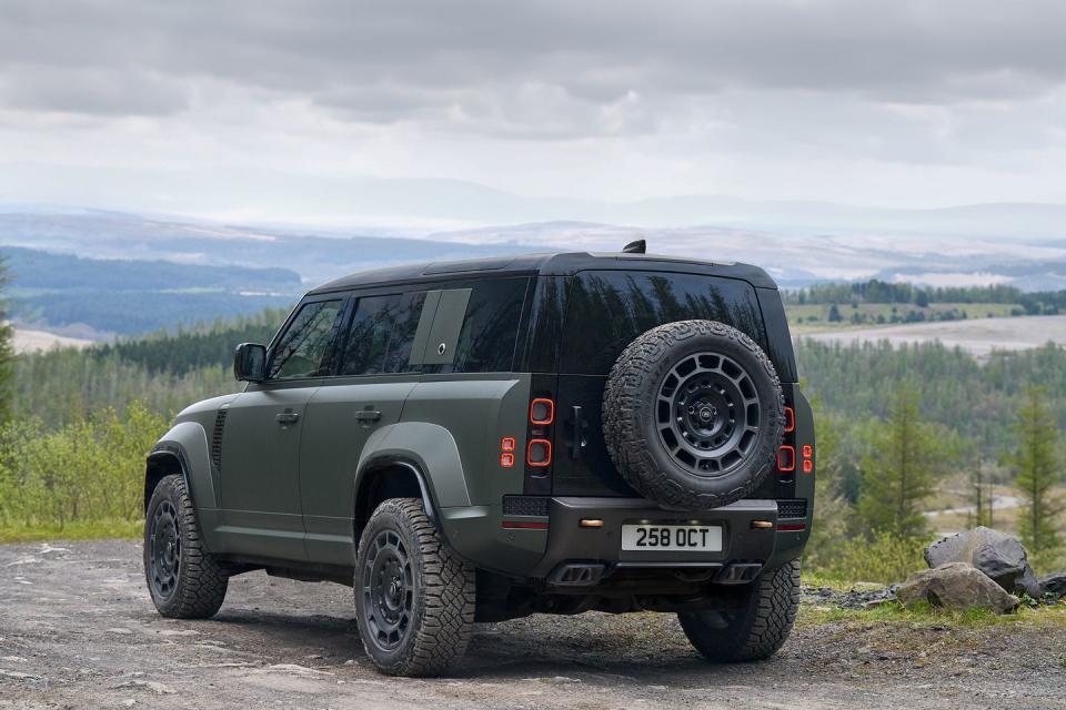 2025 land rover octa