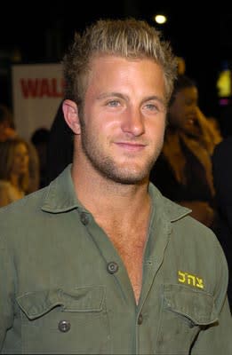 Scott Caan at the LA premiere of MGM's Walking Tall