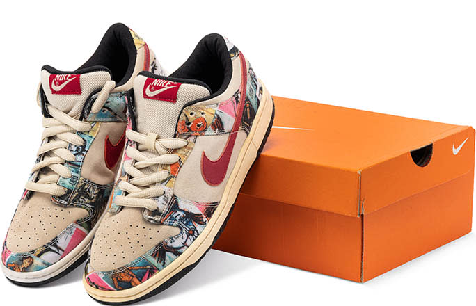 Nike SB Dunk Low Pro “Paris” Bernard Buffet promo sample.