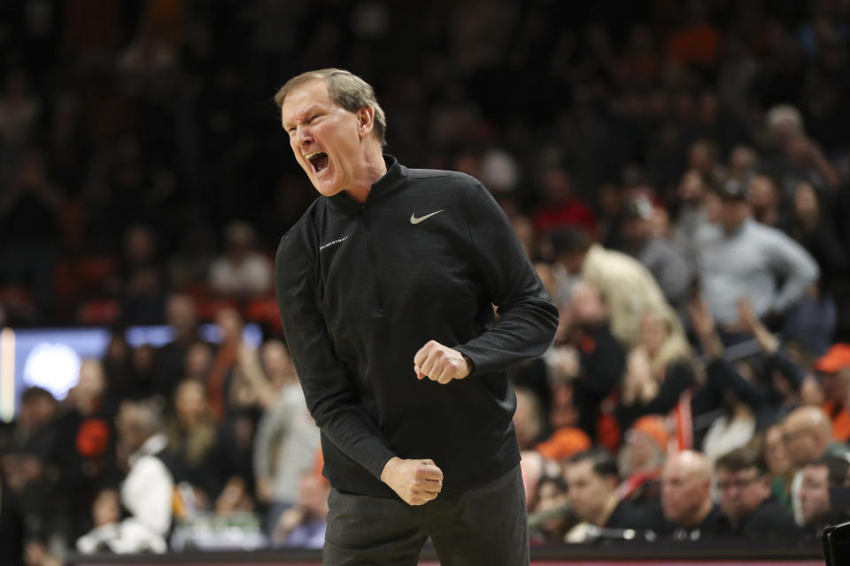 Oregon coach Dana Altman yells to players during a timeout in the second half of the team's NCAA college basketball game against Oregon State on Saturday, Feb. 17, 2024, in Corvallis, Ore. (AP Photo/Amanda Loman)