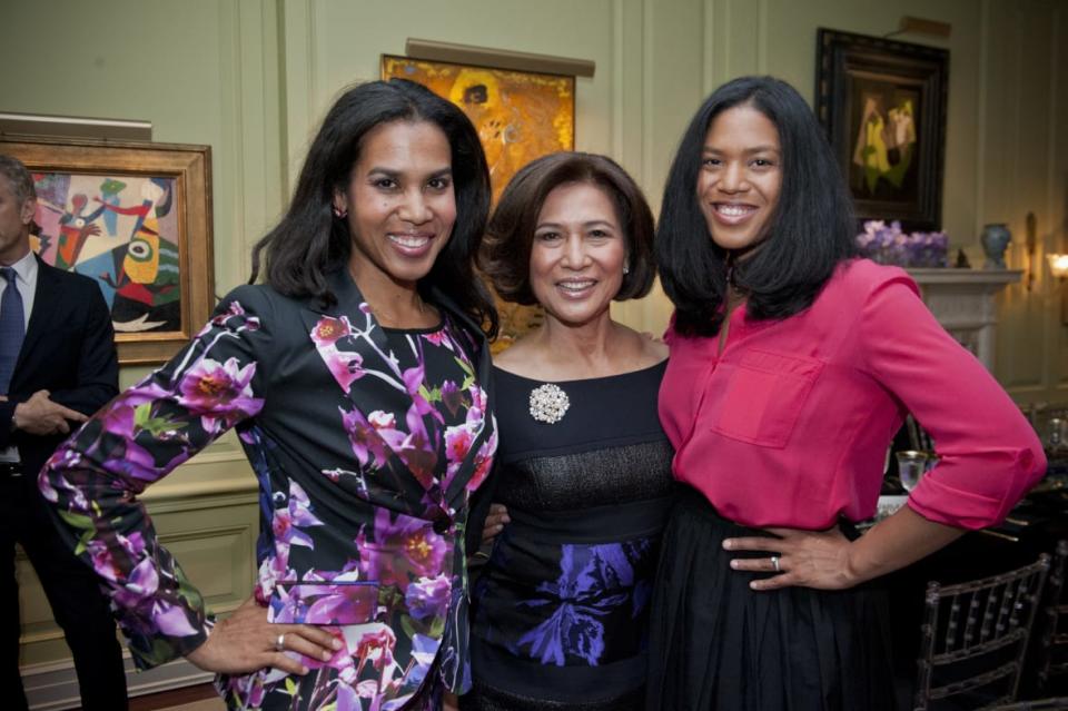 Leslie Lewis, Loida Lewis and Christina Lewis while hosting President Barack Obama in 2015 at their home in Manhattan. (Photo Courtesy: Beatrice Moritz Photography)