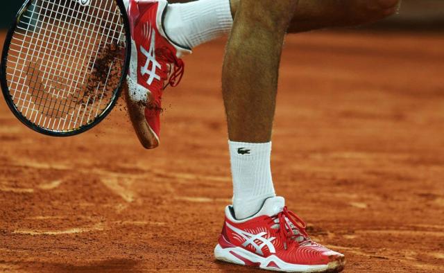 Novak Djokovic to new tennis shoe Asics