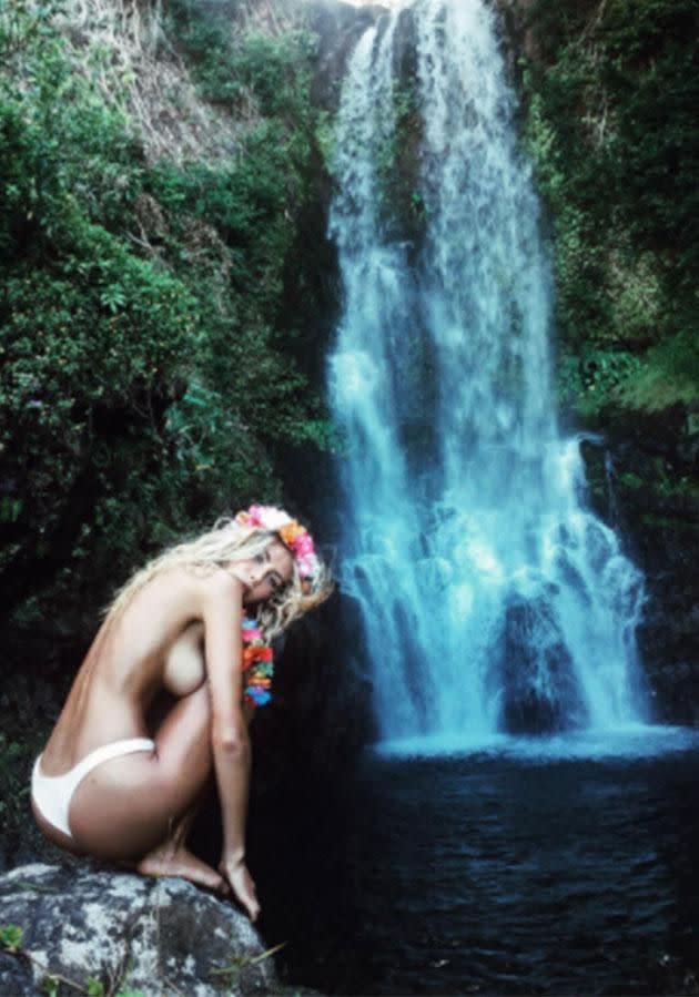 Sahara gave Biebs a sexy show in Hawaii. Source: Instagram/@sahara_ray