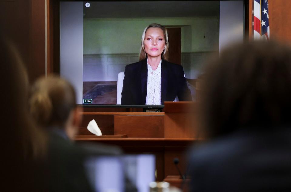 強尼戴普前女友、英國名模凱特摩絲（Kate Moss）以視訊作證駁斥安柏。圖片來源：Getty Images