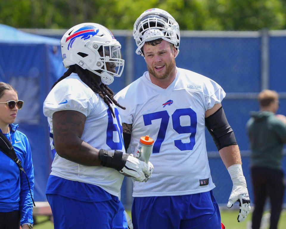  Bills offensive tackle <a class="link " href="https://sports.yahoo.com/nfl/players/29392" data-i13n="sec:content-canvas;subsec:anchor_text;elm:context_link" data-ylk="slk:Brandon Shell;sec:content-canvas;subsec:anchor_text;elm:context_link;itc:0">Brandon Shell</a> (68) and tackle <a class="link " href="https://sports.yahoo.com/nfl/players/33481" data-i13n="sec:content-canvas;subsec:anchor_text;elm:context_link" data-ylk="slk:Spencer Brown;sec:content-canvas;subsec:anchor_text;elm:context_link;itc:0">Spencer Brown</a> (79) Credit: Gregory Fisher-USA TODAY Sports