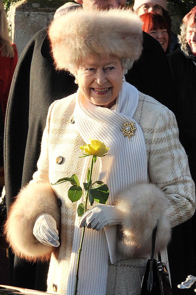 33) Queen Elizabeth