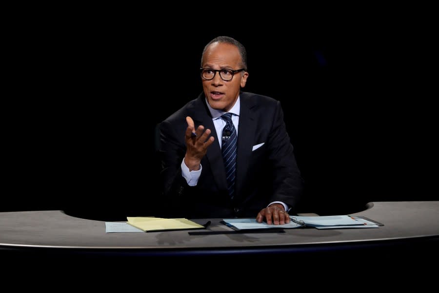Moderator Lester Holt listens during the Presidential Debate at Hofstra University on September 26, 2016 in Hempstead, New York. (Photo by Joe Raedle/Getty Images)