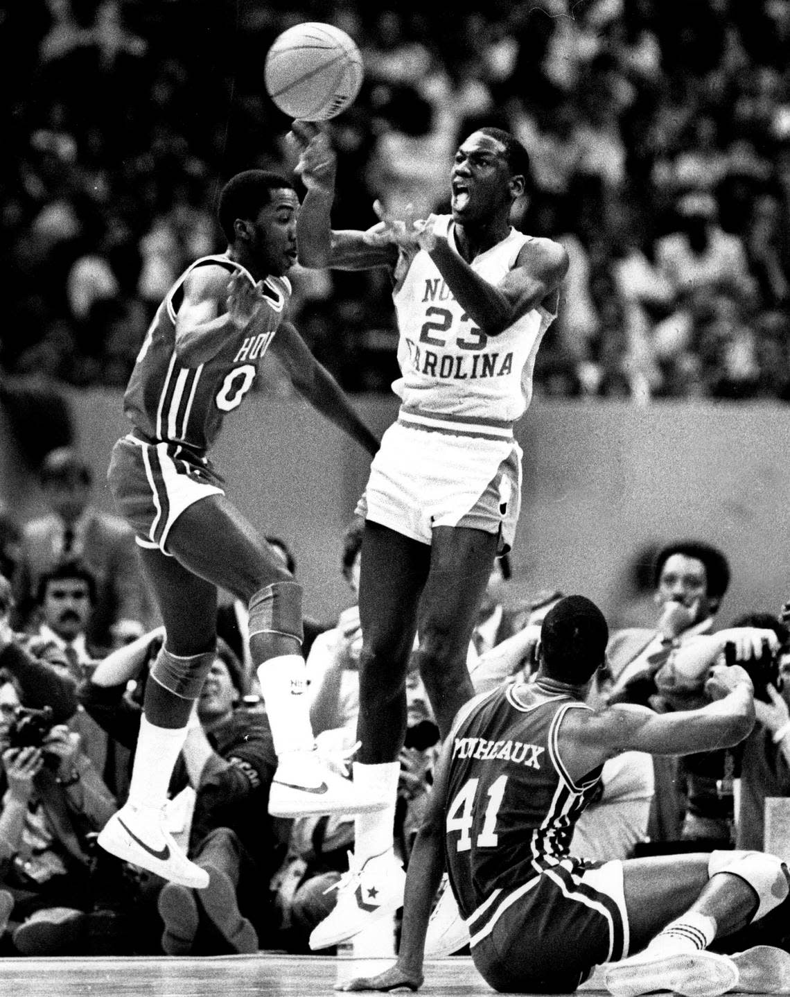 UNC’s Michael Jordan passes the ball at the1982 NCAA Semifinals, in New Orleans.