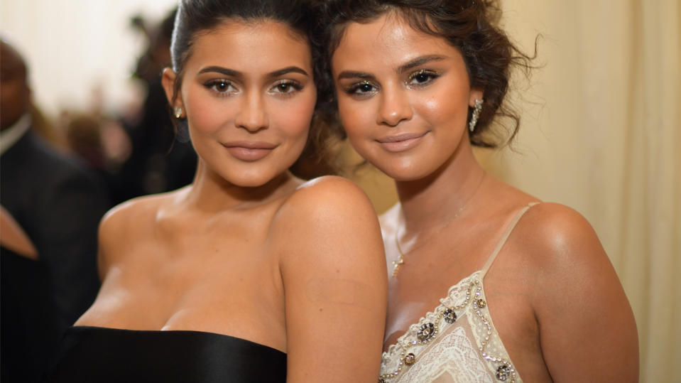 Can you spot the strange thing about this photo of Kylie and Selena? Source: Getty