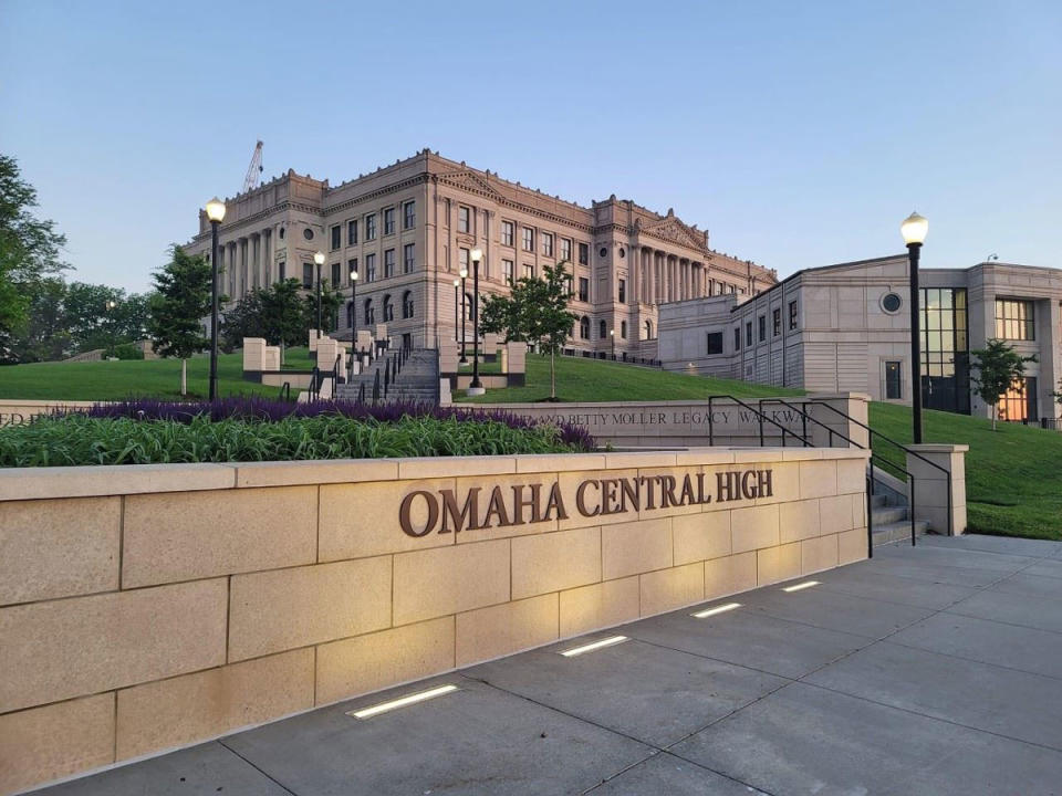 Escuela secundaria central en Omaha, Nebraska (Escuela secundaria central)<br><br>