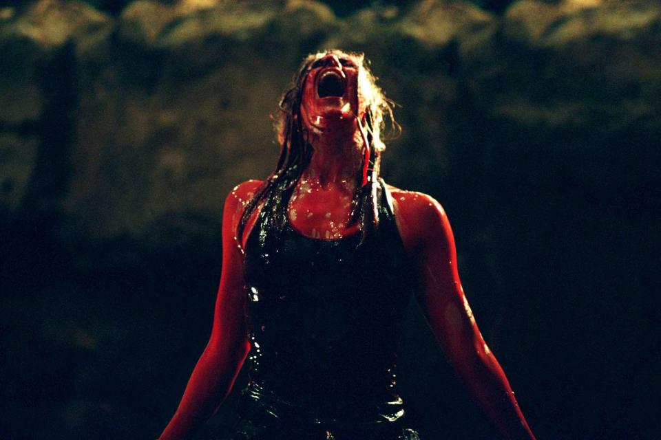 DESCENT (2005) Shauna Macdonald