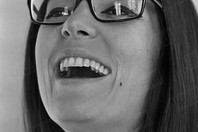 Nana Mouskouri Sans Lunettes Photos Archives 10