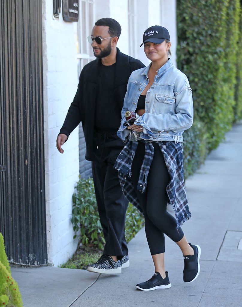 Chrissy Teigen and John Legend run errands in Beverly Hills on January 11, 2022. - Credit: TheCelebrityfinder/MEGA