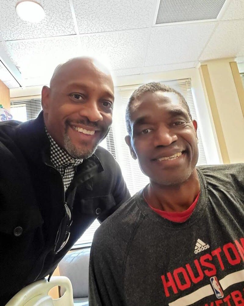 Dikembe Mutombo Is In 'Good Spirits' After Brain Tumor Treatment, Says Alonzo Mourning