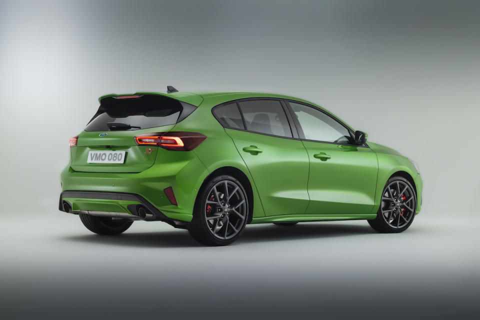 2021_FORD_FOCUS_ST_02.jpg