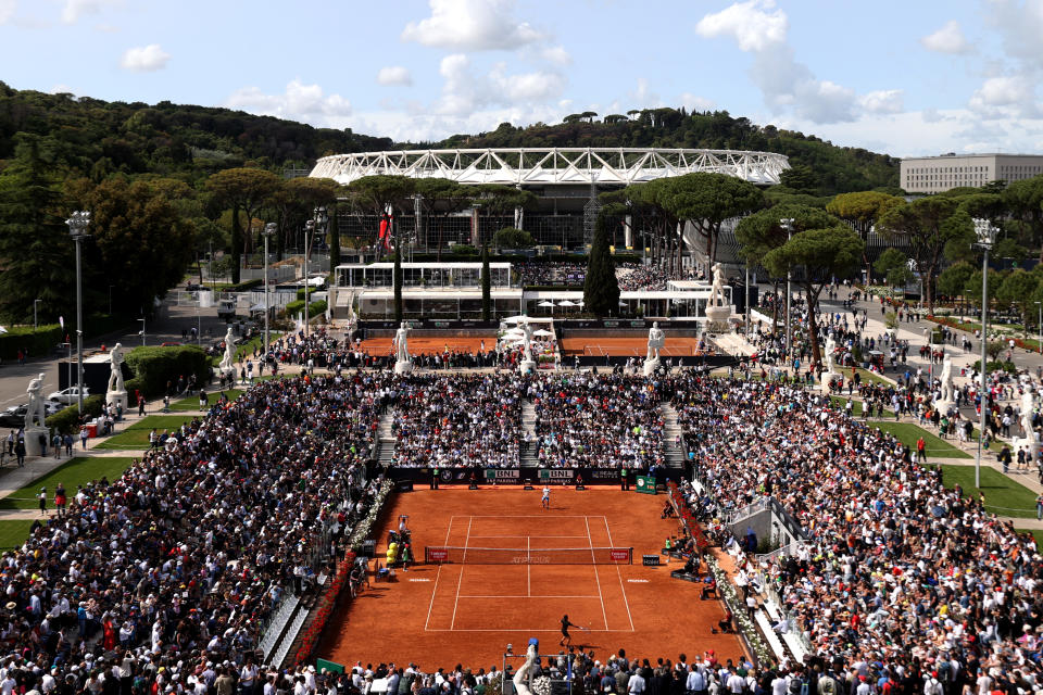 Miomir Kecmanovic interpreta Fabio Fognini allo stadio Pietrangeli.