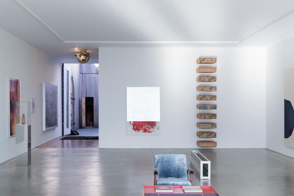 A Los Carpinteros artwork lights up the gallery's entry. Other works shown are by (from left) Raphael Hefti, Julian Charrière, Ilse D'Hollander, Idris Khan, Hugo McCloud, and Jose Dávila. Julian Charrière artwork: © 2018 Artists Rights Society (ARS), New York/VG Bild-Kunst, Bonn