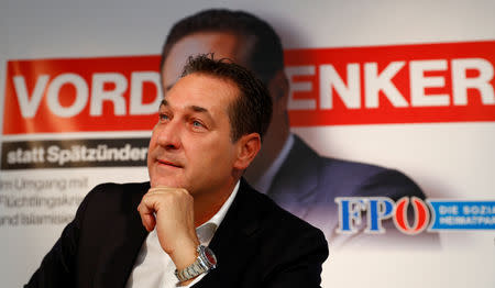 FILE PHOTO: Head of Austrian far-right Freedom Party (FPO) Heinz-Christian Strache addresses a news conference in Vienna, Austria September 25, 2017. REUTERS/Leonhard Foeger/File Photo