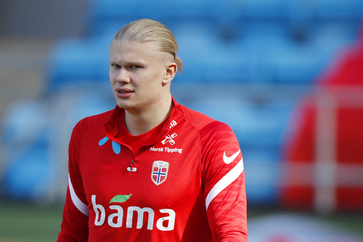 Erling Haaland proves he’s still human in latest Norway outing 😳