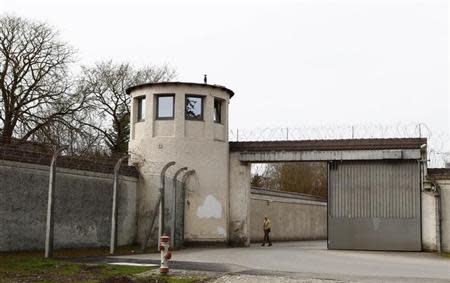A general view shows the main entrance gate at Landsberg County jail, where former Bayern Munich President Uli Hoeness is expected to serve his prison sentence, in Landsberg am Lech March 31, 2014. REUTERS/Michaela Rehle