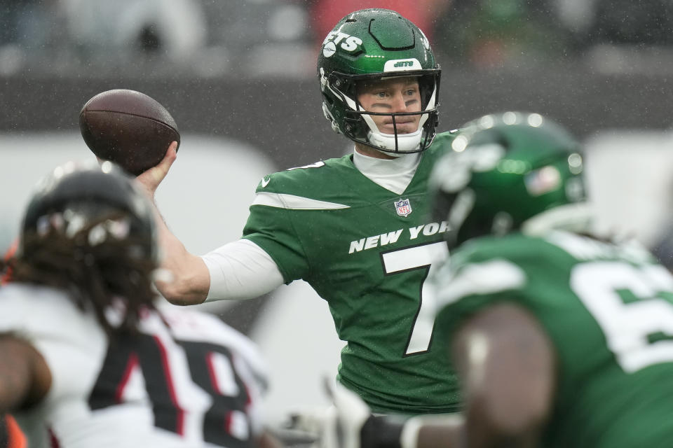 New York Jets quarterback Tim Boyle (7) passes against the Atlanta Falcons during the first quarter of an NFL football game, Sunday, Dec. 3, 2023, in East Rutherford, N.J. (AP Photo/Seth Wenig)
