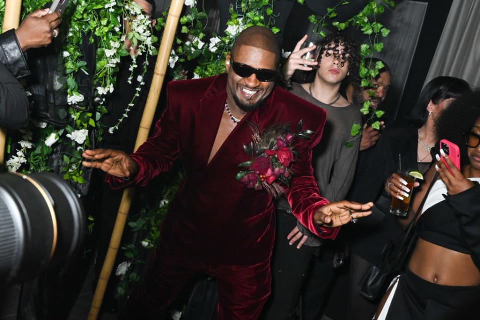 Usher enjoyed a botanical boogie during his Secret Garden soirée at the Times Square Edition hotel. WWD via Getty Images