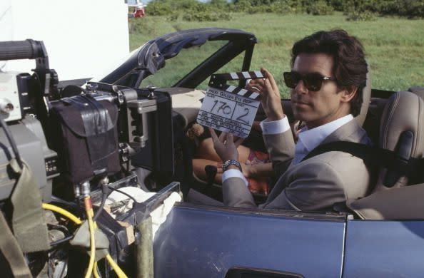 95 Incredible Behind-The-Scenes Photos That Take You Onto the Set of the James Bond Movies