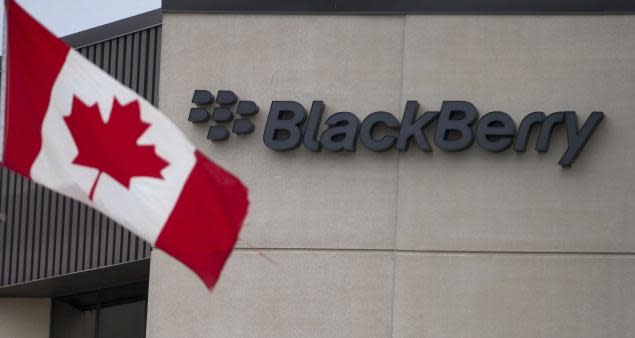 BlackBerry Layoff Costs $400 Million