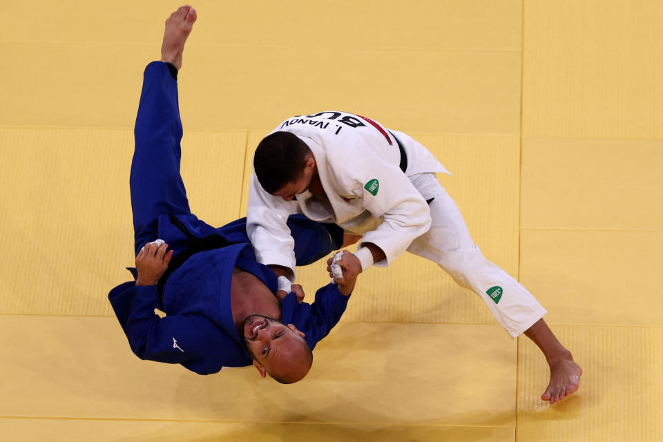 Bulgaria&#39;s Ivaylo Ivanov (white) and Argentina&#39;s Emmanuel Lucenti compete in the judo men&#39;s -81kg elimination round bout during the Tokyo 2020 Olympic Games at the Nippon Budokan in Tokyo on July 27, 2021. (Photo by Jack GUEZ / AFP) (Photo by JACK GUEZ/AFP via Getty Images)