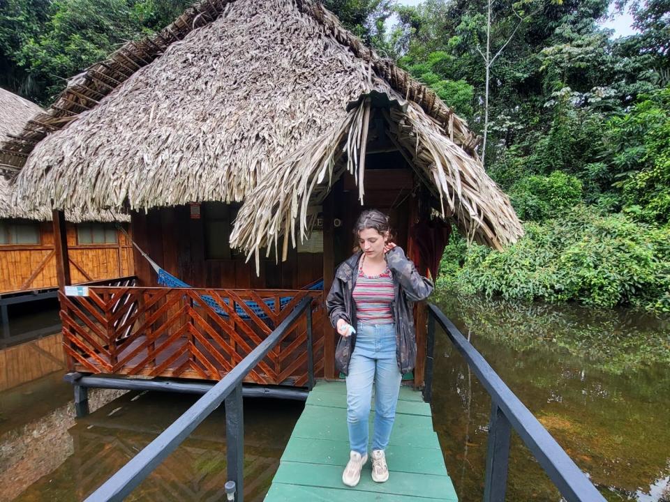 Ich wohnte in einer Überwasser-Lodge im Amazonas-Regenwald. - Copyright: Eibhlis Gale-Coleman