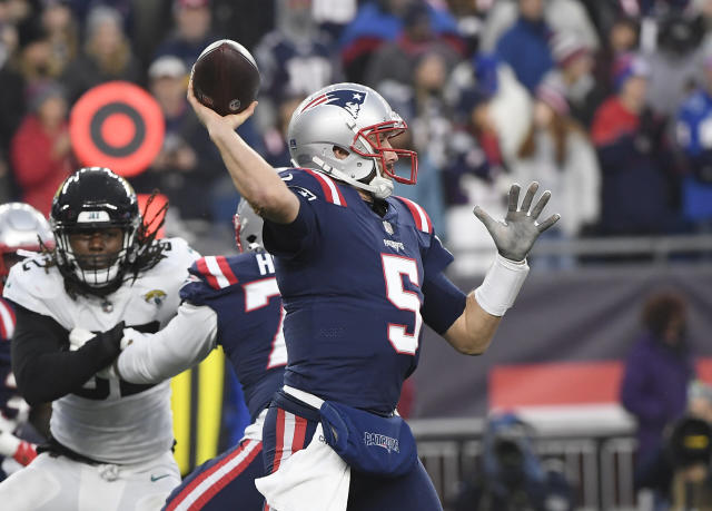 New England Patriots place former Michigan State quarterback Brian Hoyer on  Injured Reserve