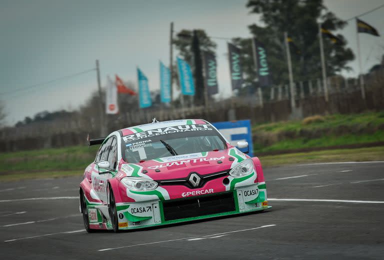 El Renault Fluence N°1 de Leonel Pernía, el bicampeón alista el salto para la tercera corona