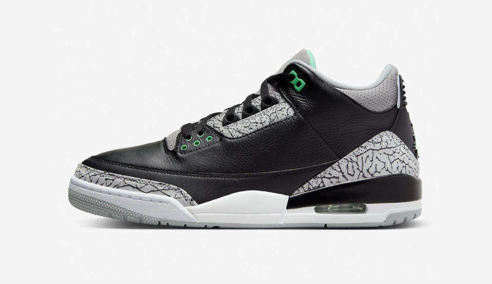 Air Jordan 3 Green Glow 