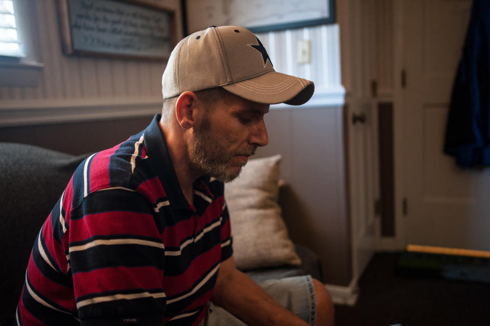 Shaun Lewis sits in the Carolina Treatment Center of Fayetteville on Wednesday.<i></i><i></i> (Photo: Joseph Rushmore for HuffPost)