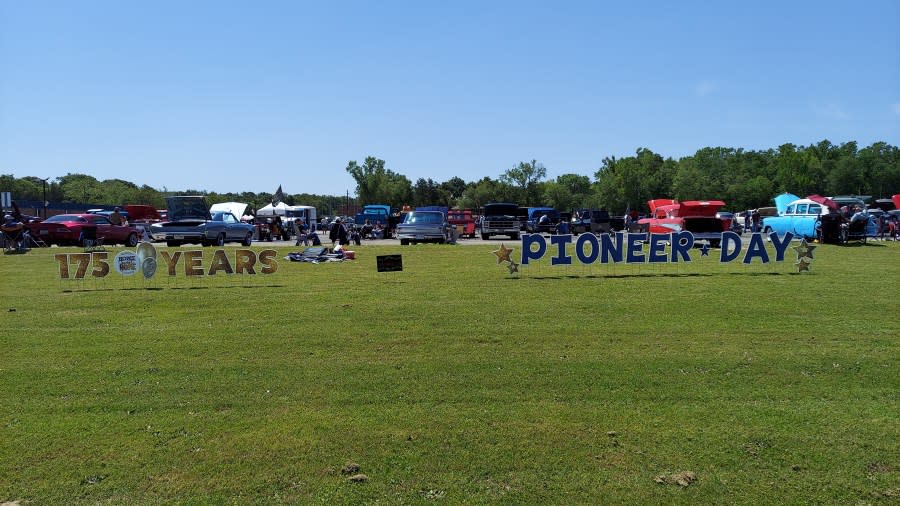 Pictures from Pioneer Day in Brownsboro