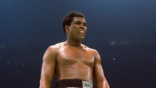 Muhammad Ali's Grandson Signs With Professional Fighters League