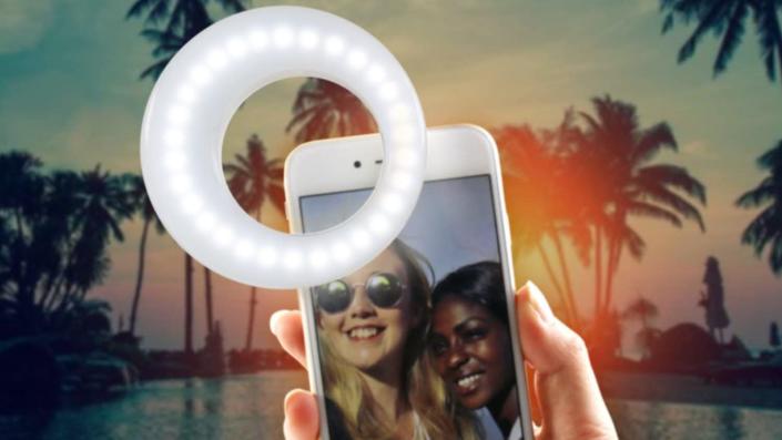 Best White Elephant gifts under $30: Qiaya Selfie Light Ring