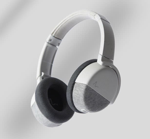 M&D's MW75 luxury headphones are getting brain-sensing tech
