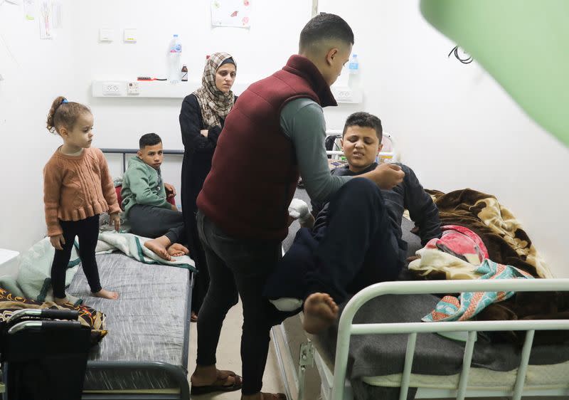 Surgeons report unprecedented numbers of limbs amputations among children in Gaza