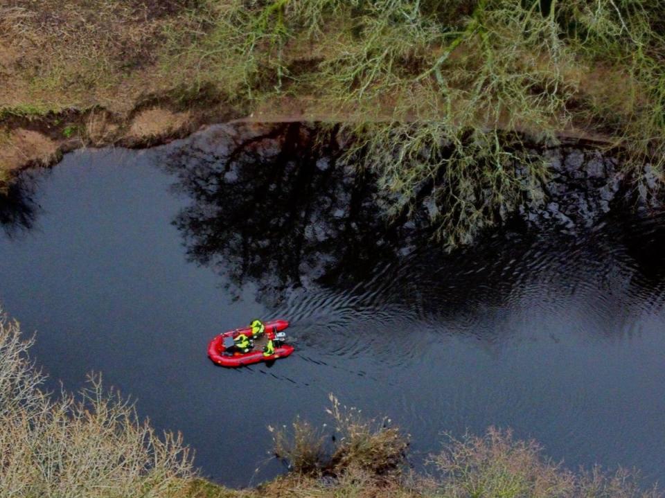 The private underwater search company  SGI has been using sonar equipment (PA)